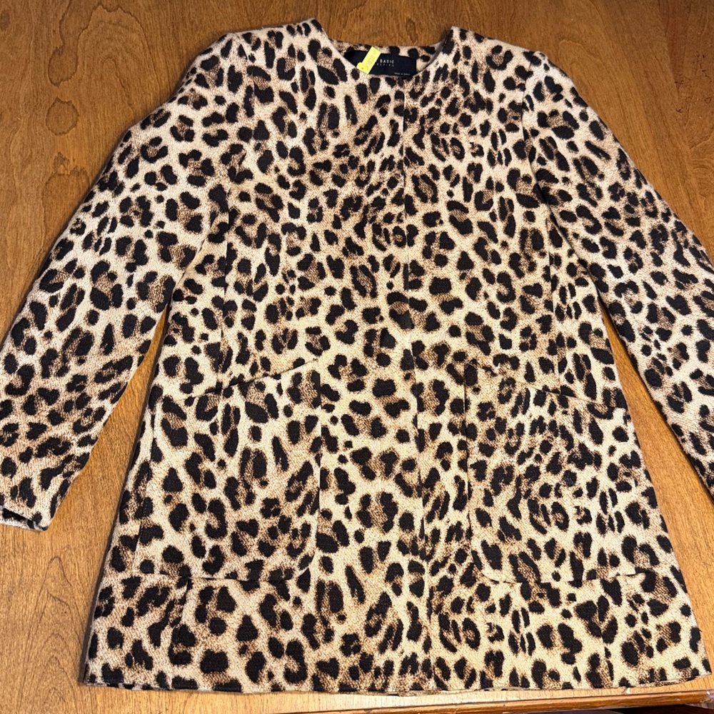 Zara Basic Women's Leopard Print Winter Jacket - image 6